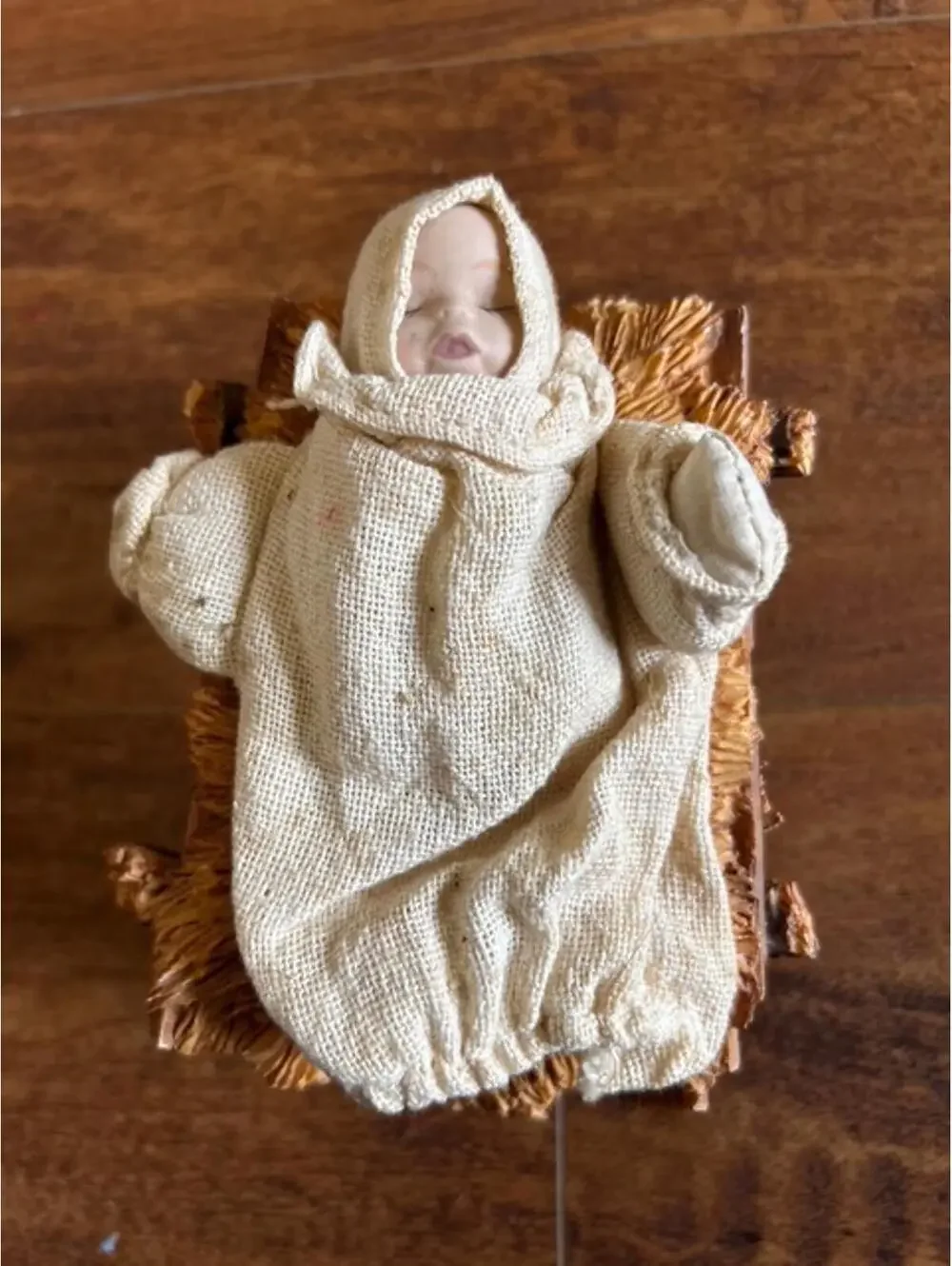 Vintage Nativity Scene Dolls Set with Baby Jesus, Mary, and Joseph Figurines